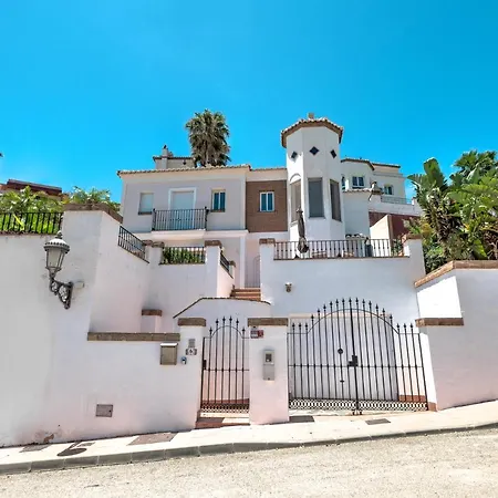 Luxury With Private Pool And 7 Bedrooms Willa Torrox