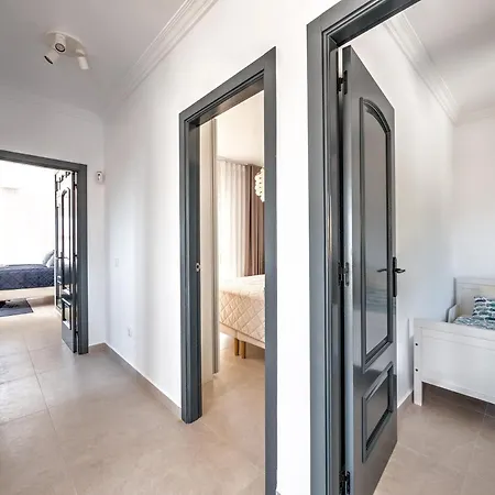 Luxury With Private Pool And 7 Bedrooms Willa *