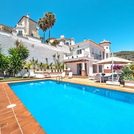 Luxury With Private Pool And 7 Bedrooms Torrox