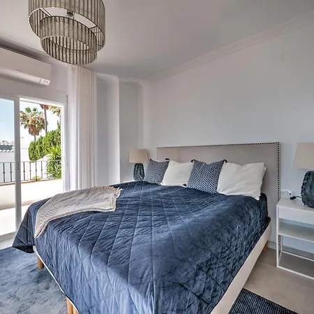 Willa Luxury With Private Pool And 7 Bedrooms Torrox